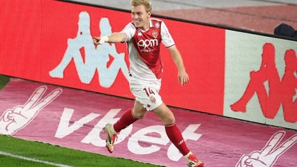 Az Arsenal aprópénzért engedte el, a világ legjobb csatára lehet belőle